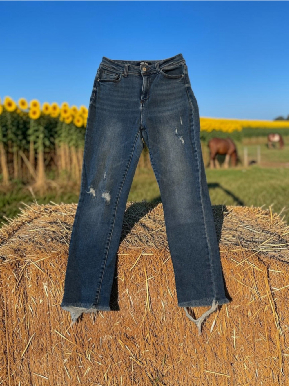 Wax Jean Destructed Straight Jeans Junior Womens 9 / 29 Blue Raw Hem Distressed